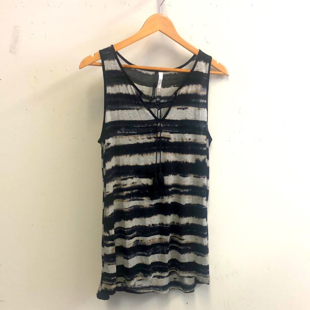 Kensie Sleeveless Tank Top w/String Ties Size M